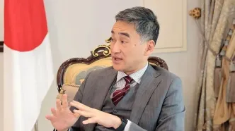 سفیر ژاپن در تهران: از میانجیگری بین ایران و آمریکا استقبال می‌کنیم؛  ایران اکنون از کانال عمان استفاده می‌کند؛ اگر تهران بخواهد بازیگر جدیدی پیدا کند، ما خوشحال می‌شویم که به‌عنوان میانجی، نقش ایفا کنیم