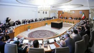 حقوق باید بر مبنای فایده هر فرد برای سازمان پرداخت شود، نه پست و مقام