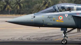 لحظاتی هولناک از سقوط جنگنده هندی حین اجرای نمایش + فیلم