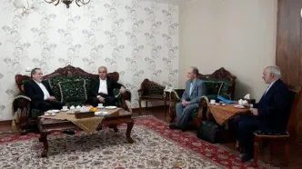 دیدار وزیر امور خارجه با پدر زندانی ایرانی در ترکیه