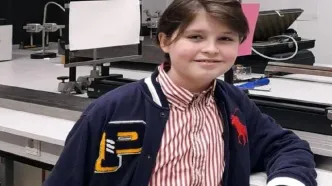 «اینشتین کوچک» در ۱۵ سالگی دکترای فیزیک کوانتوم گرفت