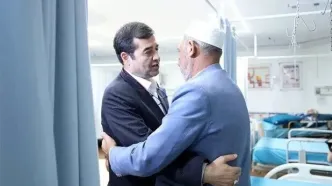 عیادت وزیر ورزش از صابر کاظمی و دستور ویژه برای پیگیری