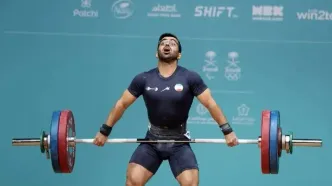 قشقایی در یک‌ضرب هفتم شد