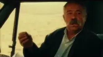 سکانس ماندگار از نقش‌آفرینی مرحوم همایون ارشادی در فیلم طعم گیلاس