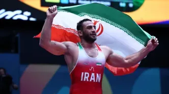 ​آذرپیرا سومین طلای کشتی آزاد را دشت کرد