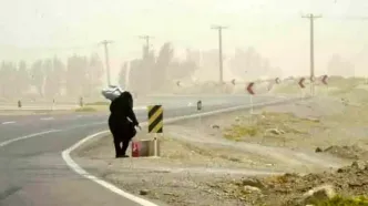 سرعت طوفان در زابل به ۱۱۲ کیلومتر در ساعت رسید