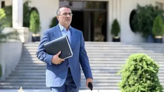 حقوق کارمندان به روش جدید پرداخت می شود؟