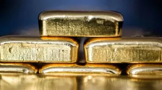 قیمت طلا امروز یکشنبه 2 آذر؛ عقبگرد بازار از قله جدید