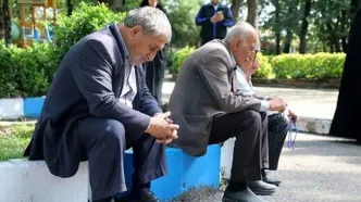 مستمری این دسته از بازنشستگان قطع می‌شود