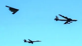 رزمایش بمب‌افکن‌های استراتژیک «بی۵۲» آمریکا بر فراز آلمان