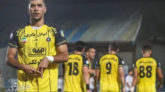 ویدیو| گل اول سپاهان به الحسین با ضربه فنی آریا یوسفی