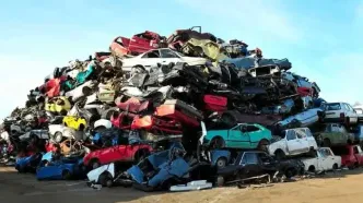 استخراج ۲۰۰ هزار تن فولاد از اسقاط خودرو‌های فرسوده تاکنون