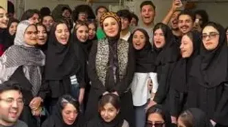 تبریک متفاوت ملیکا زارعی برای روز دانشجو