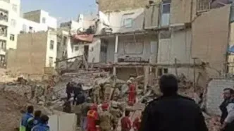 ریزش ساختمان در یافت‌آباد؛ نجات زنده ۴ نفر از زیر آوار +فیلم