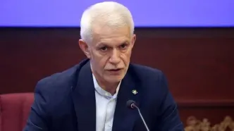 اسبقیان: افتخار می‌‌کنم سرمربی تیم ملی ایرانی است