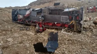 سقوط مرگبار اتوبوس در سمیرم با ۳ فوتی و ۱۵  مصدوم