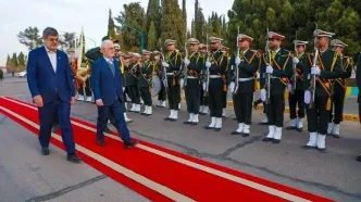 وزیر کشور وارد یزد شد