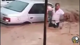 فیلم پربازدید از فداکاری یک شهروند ایذه‌ای در سیل