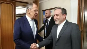 لاوروف و عراقچی درباره برنامه هسته‌ای ایران گفتگو می‌کنند