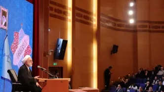 در مکتب اسلام زن به مثابه گل است و باید هرچه بیشتر مورد حمایت و حفاظت قرار گیرد