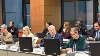 اروپا مذاکرات با ایران را به پرونده هسته‌ای محدود نکند!