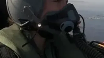 اولین پرواز ولیعهد ۲۰ ساله اسپانیا با هواپیمای نظامی