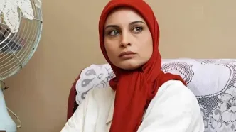 میکاپ پرزرق‌ و برق مریم کاویانی