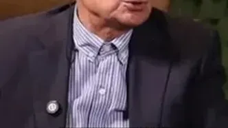 زیباکلام: جمهوری اسلامی شروط ترامپ را مخفیانه می‌پذیرد!