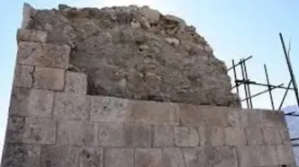 خراب‌کاری در آرامگاهِ جاماسب