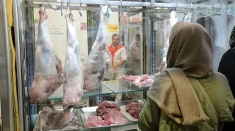 گوشت قرمز در بازار فراوان، اما در سفره مردم کم است