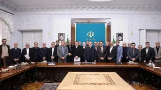 پزشکیان: اتخاذ ۴ تصمیم مهم دولت و مجلس برای حمایت از بازار و فعالان اقتصادی