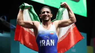 رحمان عموزاد مسلط‌ترین کشتی‌گیر ۲۰۲۵ شد