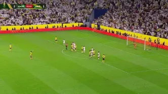 ویدئو: زمزمه رونالدو پیش از زدن ضربه