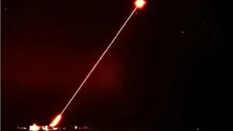 این سلاح عجیب ۲۰۰ پهپاد را با یک بار شارژ نابود می کند