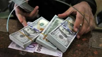 قیمت دلار رسمی ۲ روزه ۲ هزار تومان گران شد