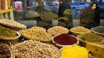 ویدئو عجیبِ چند کاسب بازاری در آستانه شب یلدا