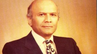 غلامحسین یوسفی که بود؟/استاد بی‌تکرار نثر فارسی