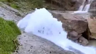 لحظه جوشیدن آب از دل سنگ بعد بارش‌هاش اخیر!