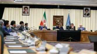 تشکیل فوری جلسه تیم اقتصادی دولت با موضوع دلار و معیشت