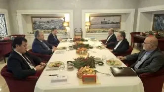 دیدار عراقچی با وزیر امور خارجه قزاقستان