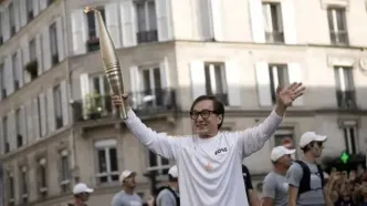 حمل مشعل المپیک توسط جکی چان +فیلم