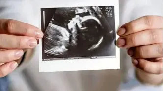 زنان تا چه سنی می‌توانند صاحب فرزند شوند؟