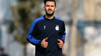 علیرضا منصوریان، خواهان جذب محمدرضا آزادی شد