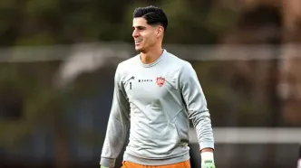 پیام نیازمند بیخیال صدر جدول نمی‌شود