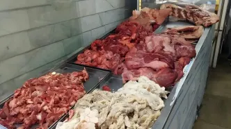 پلمب یک رستوران معروف در اصفهان به دلیل استفاده از ۷۰۰ کیلوگرم گوشت فاسد و شنیسل مرغ آلوده