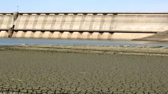 حجم آبِ سد اکباتان بعد از بارش برف جلب‌توجه کرد