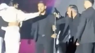 (ویدیو) حمله یک هوادار به مجید رضوی حین اجرای کنسرت!