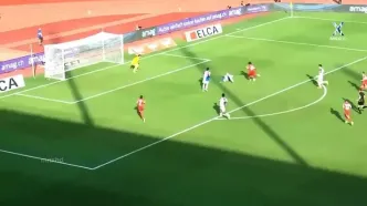 ویدئو: بایرن روی شانه‌های یک پسر هفده‌ساله‎!‎