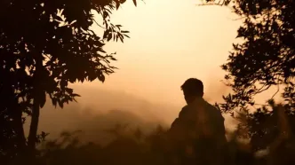 پوستر مستند «عزیز‌زاده» رونمایی شد