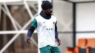 پرسپولیس مدافع جنجالی‌اش را کنار می‌گذارد؟